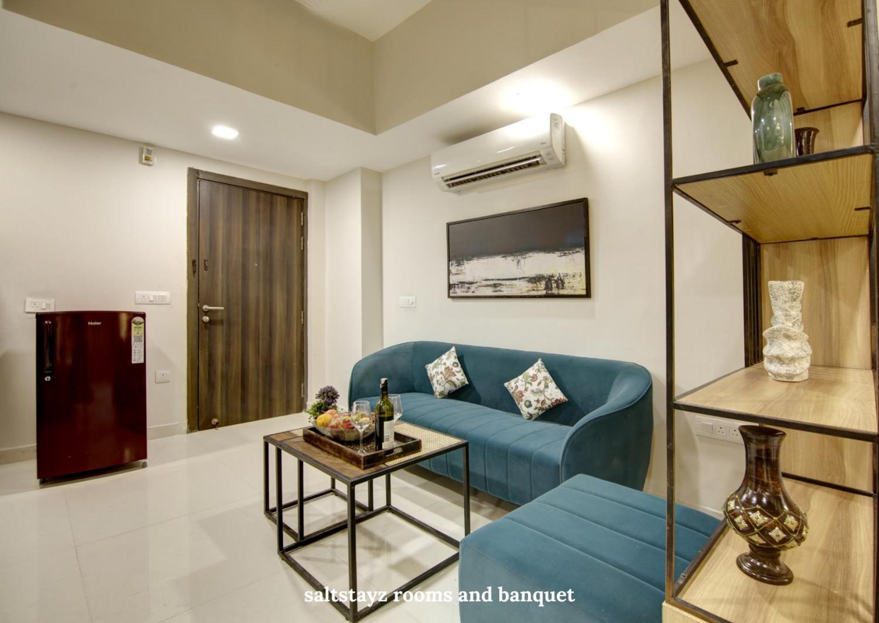 Saltstayz Premier Executive Serviced Apartment - Golf Course Extension Road Гургаон Экстерьер фото