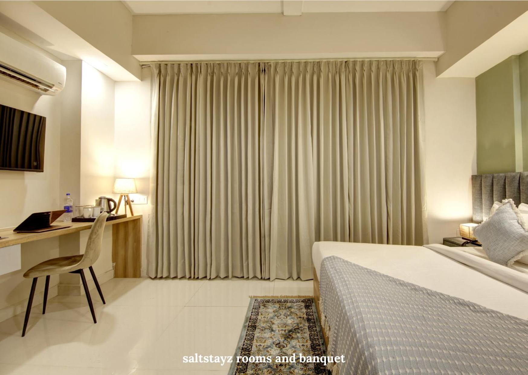 Saltstayz Premier Executive Serviced Apartment - Golf Course Extension Road Гургаон Экстерьер фото
