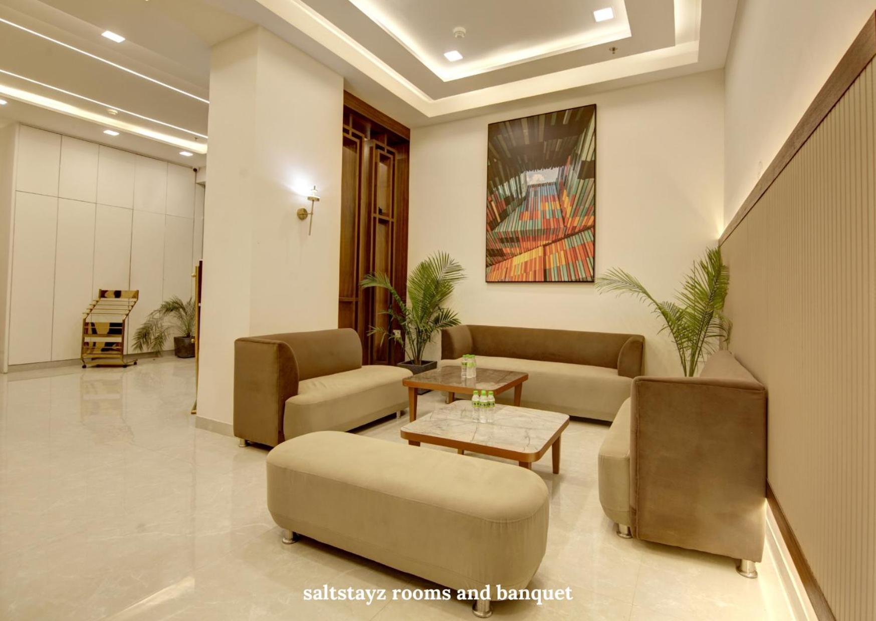 Saltstayz Premier Executive Serviced Apartment - Golf Course Extension Road Гургаон Экстерьер фото