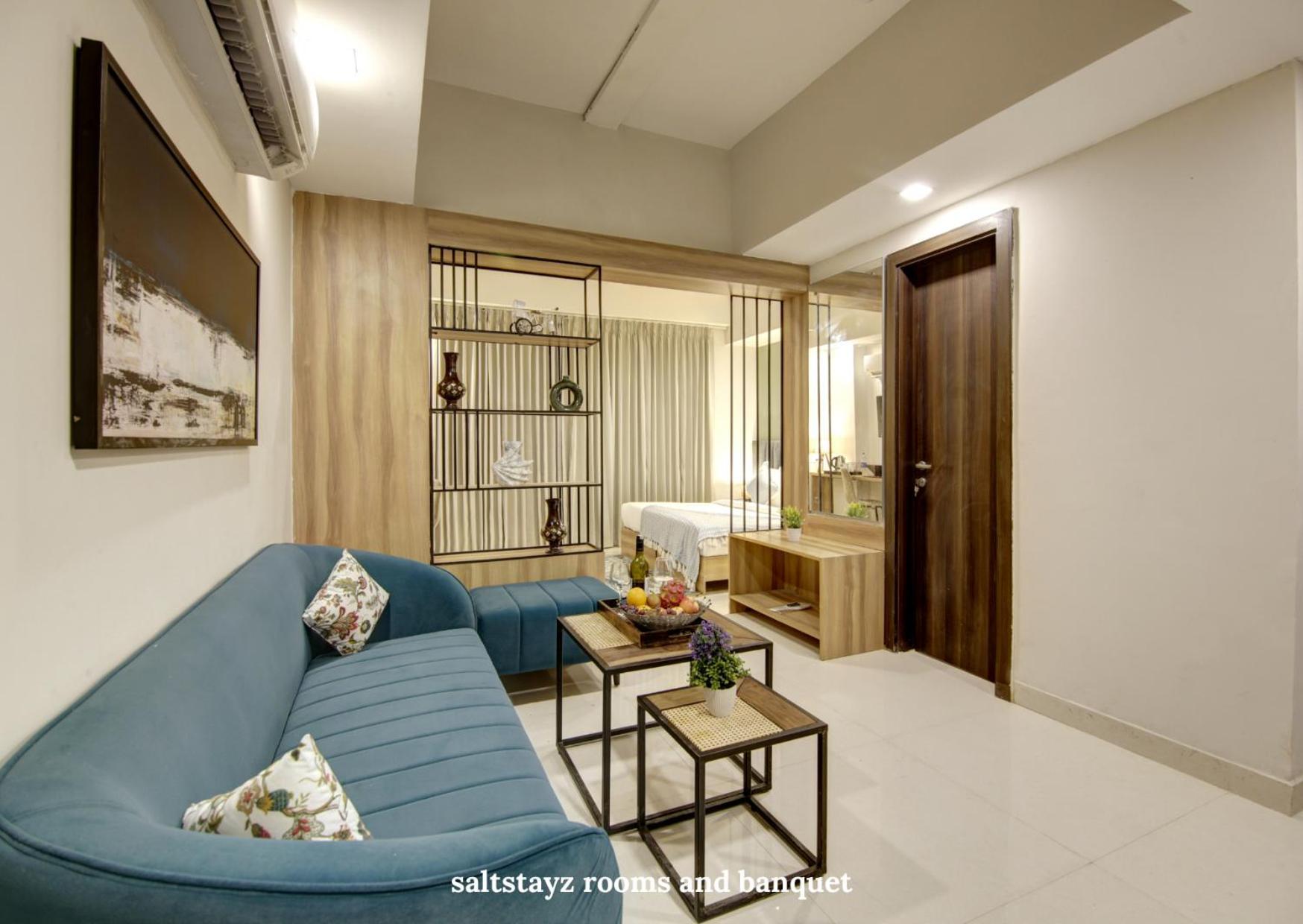 Saltstayz Premier Executive Serviced Apartment - Golf Course Extension Road Гургаон Экстерьер фото